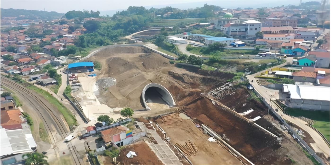 印度尼西亞：引水隧道工程—PE給水管